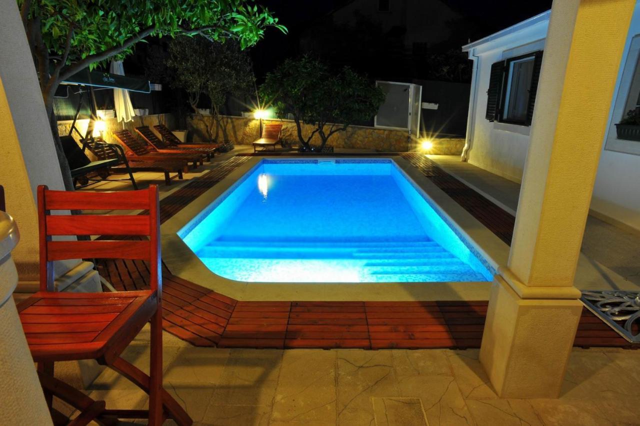 Villa Anni Sutivan ห้อง รูปภาพ